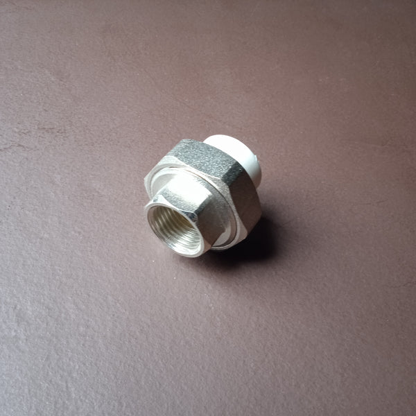 TFUA20 THREADED FEMALE UNION ADAPTER